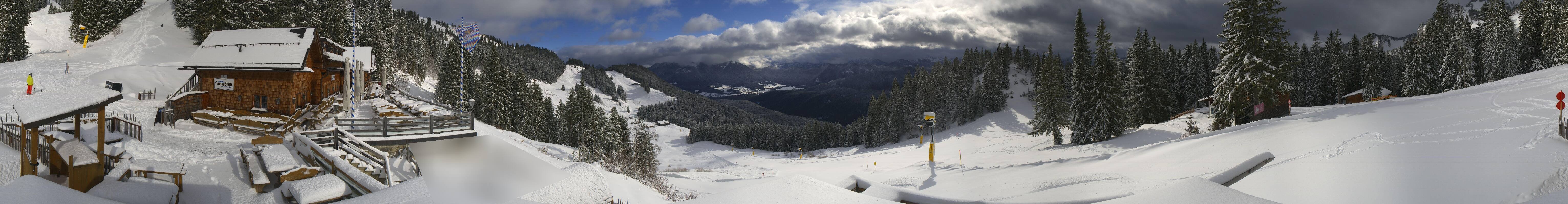 Archiv Foto Webcam Lenggries: BayernHütte am Brauneck