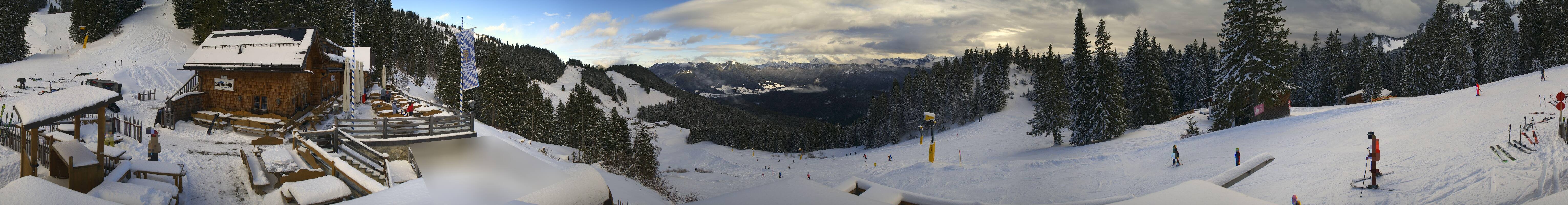 Archiv Foto Webcam Lenggries: BayernHütte am Brauneck
