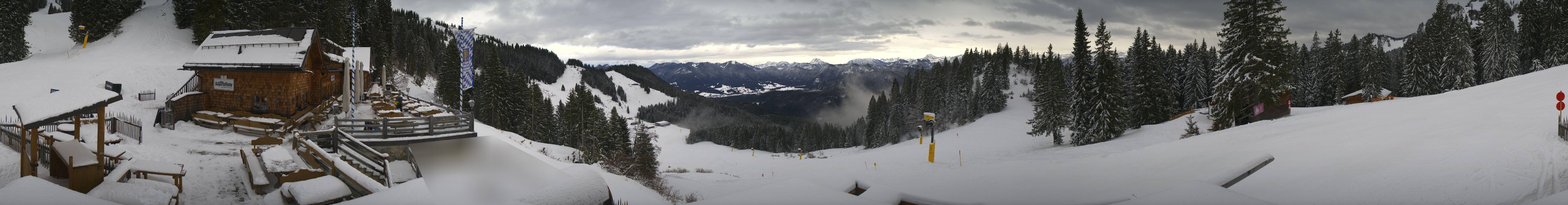 Archiv Foto Webcam Lenggries: BayernHütte am Brauneck