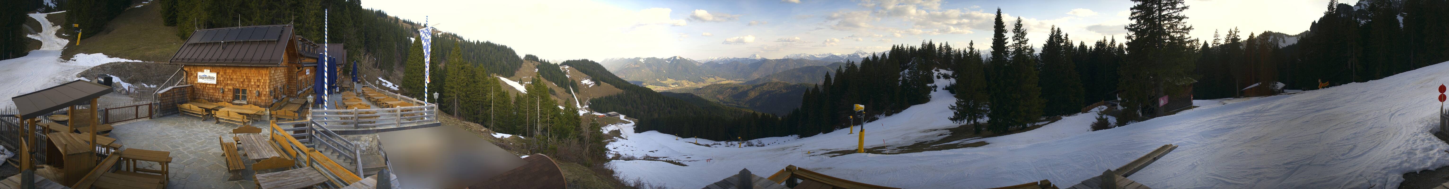 Archiv Foto Webcam Lenggries: BayernHütte am Brauneck