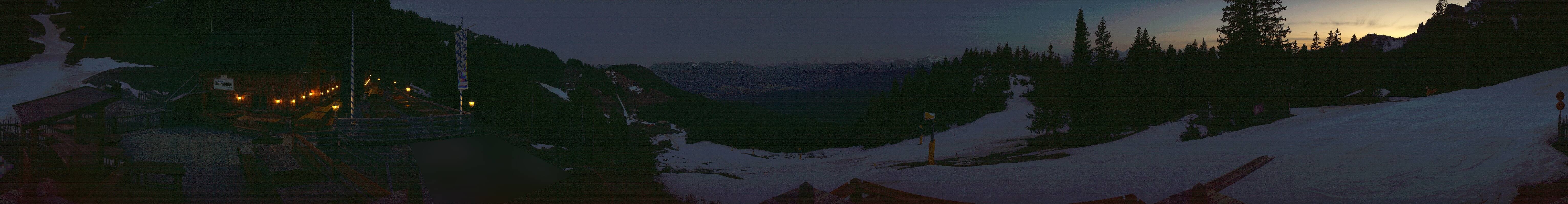 Archiv Foto Webcam Lenggries: BayernHütte am Brauneck