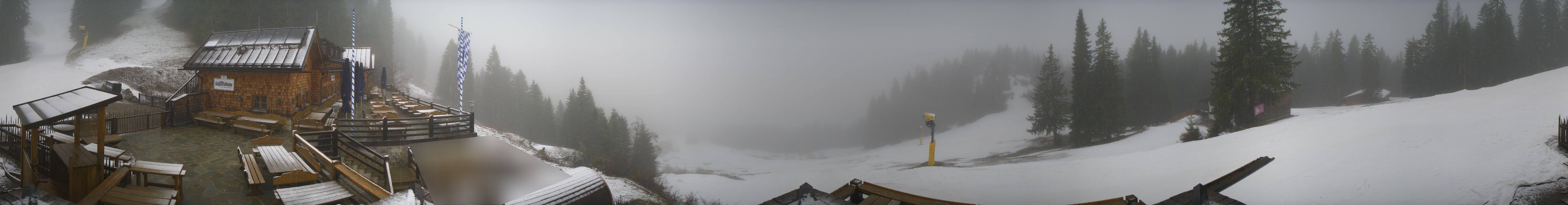 Archiv Foto Webcam Lenggries: BayernHütte am Brauneck