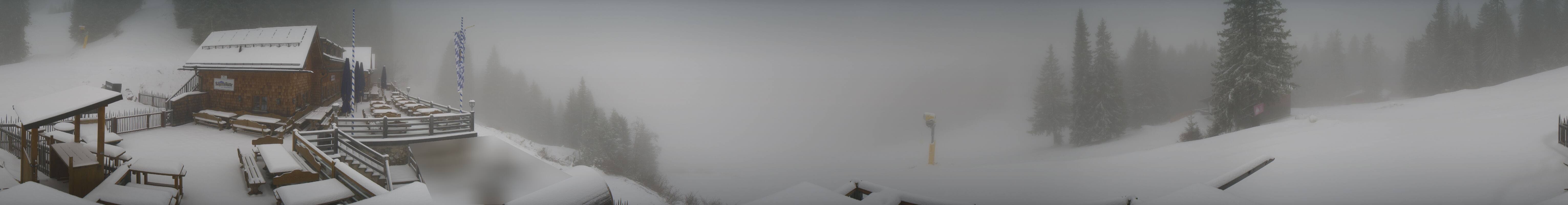 Archiv Foto Webcam Lenggries: BayernHütte am Brauneck