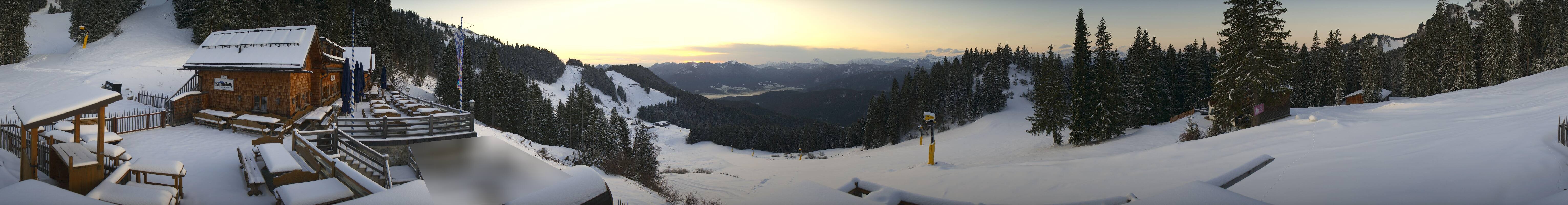 Archiv Foto Webcam Lenggries: BayernHütte am Brauneck