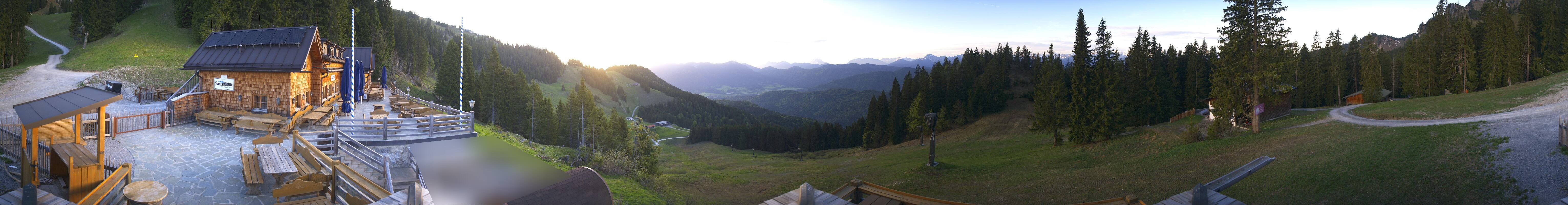 Archiv Foto Webcam Lenggries: BayernHütte am Brauneck