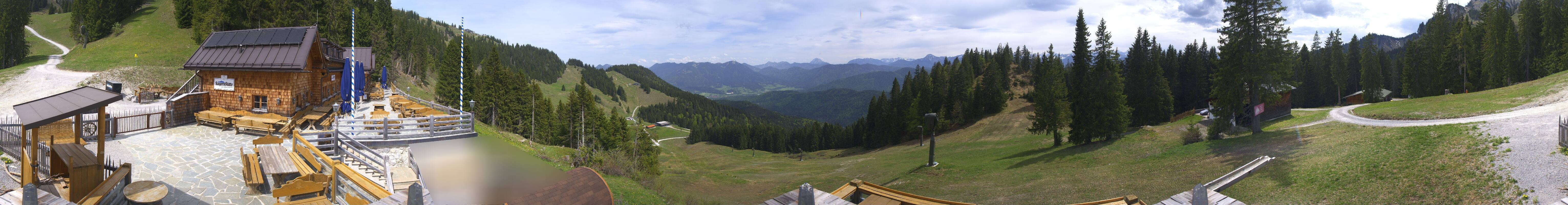 Archiv Foto Webcam Lenggries: BayernHütte am Brauneck