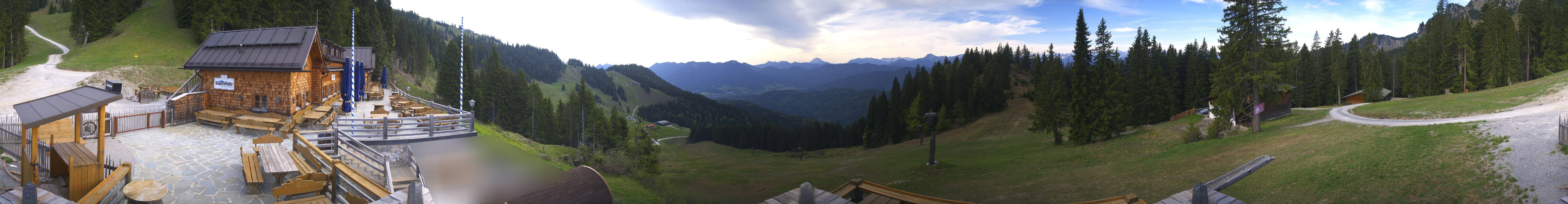 Archiv Foto Webcam Lenggries: BayernHütte am Brauneck