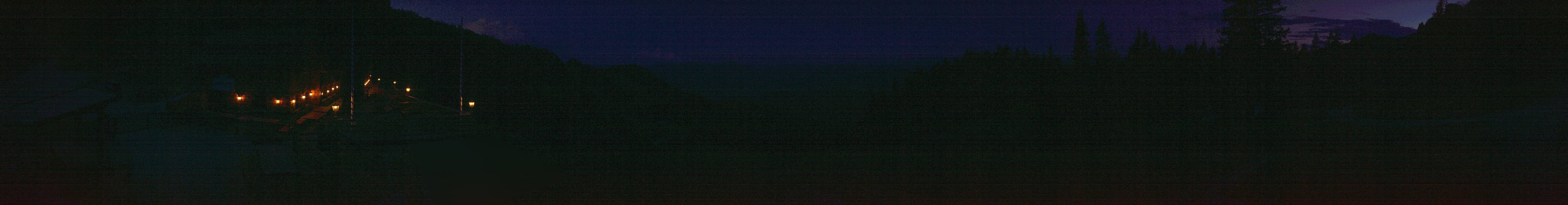 Archived image Webcam Lenggries-Brauneck: Bayern Hütte