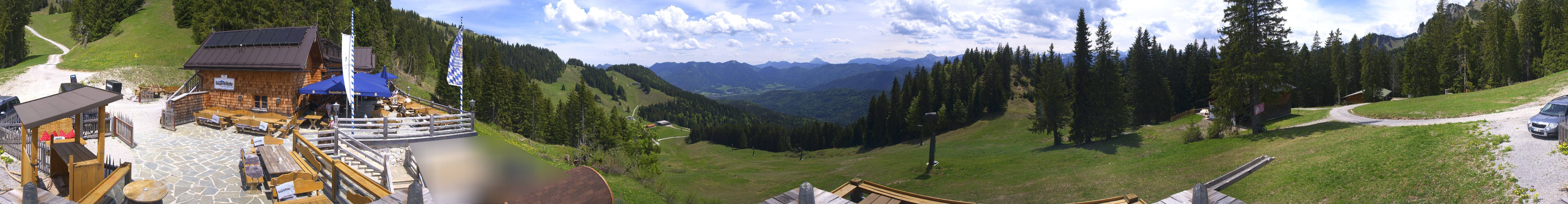 Archiv Foto Webcam Lenggries: BayernHütte am Brauneck