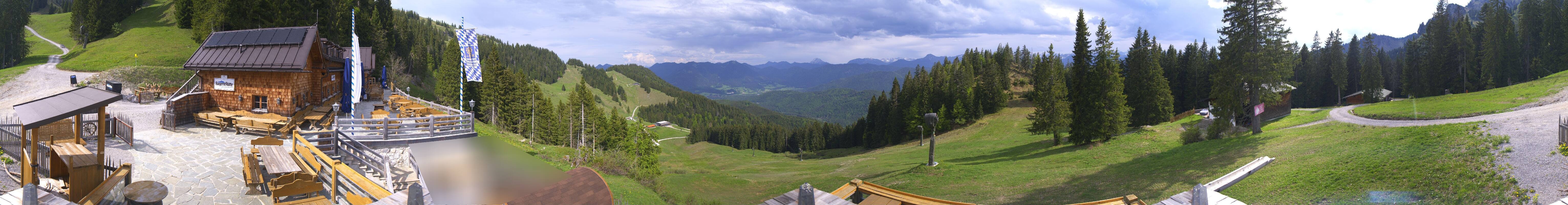 Archiv Foto Webcam Lenggries: BayernHütte am Brauneck