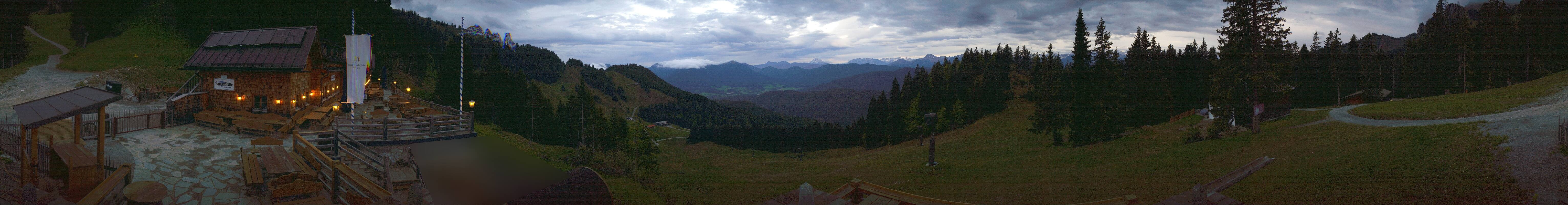 Archiv Foto Webcam Lenggries: BayernHütte am Brauneck