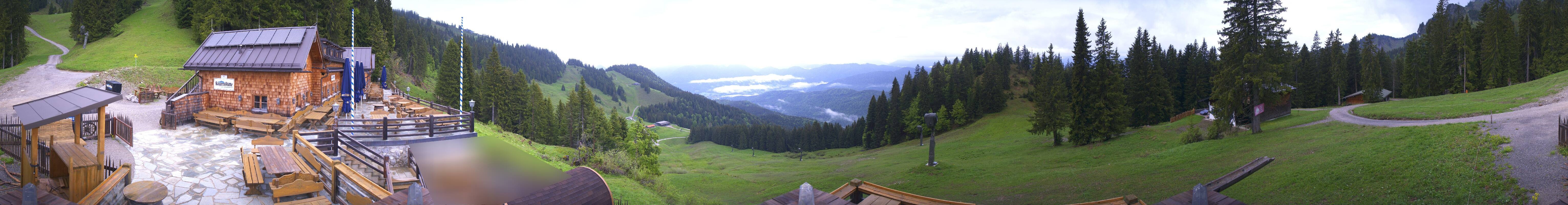 Archiv Foto Webcam Lenggries: BayernHütte am Brauneck