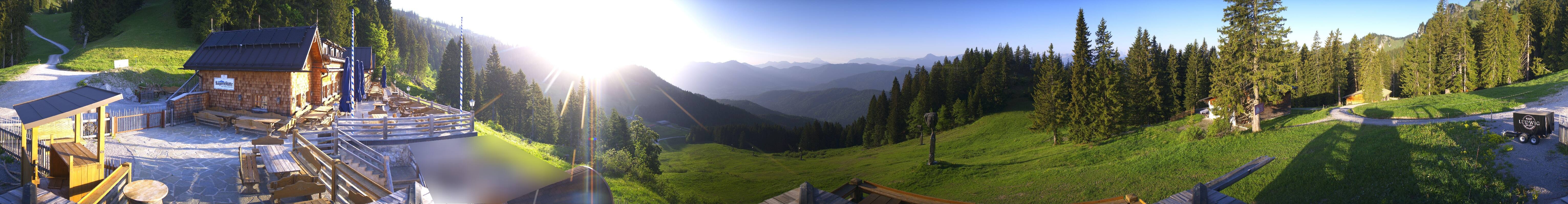 Archiv Foto Webcam Lenggries: BayernHütte am Brauneck
