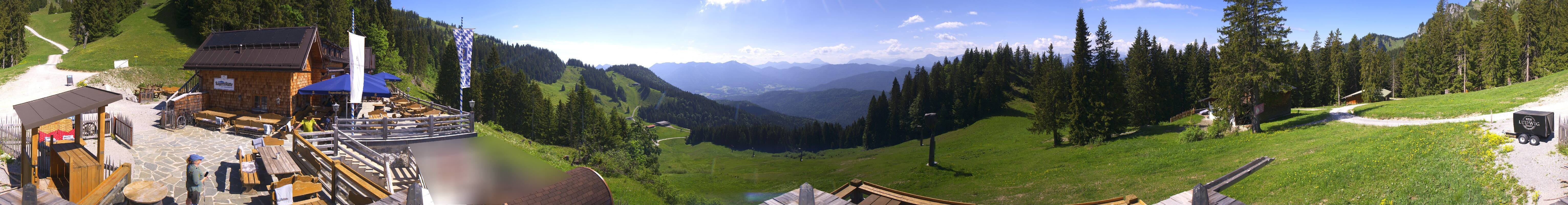 Archiv Foto Webcam Lenggries: BayernHütte am Brauneck