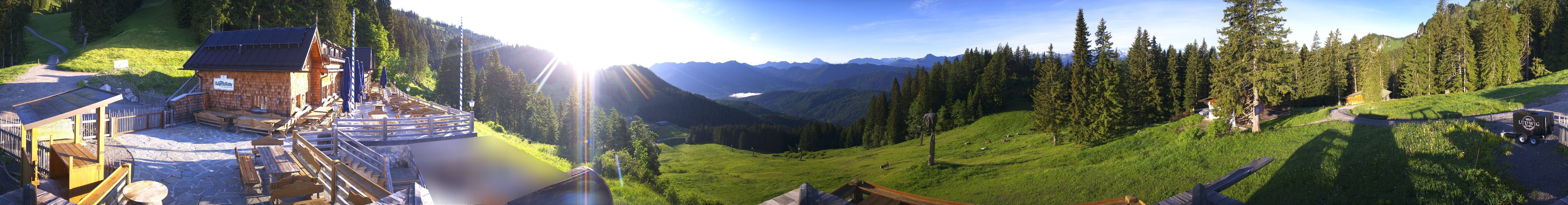 Archiv Foto Webcam Lenggries: BayernHütte am Brauneck