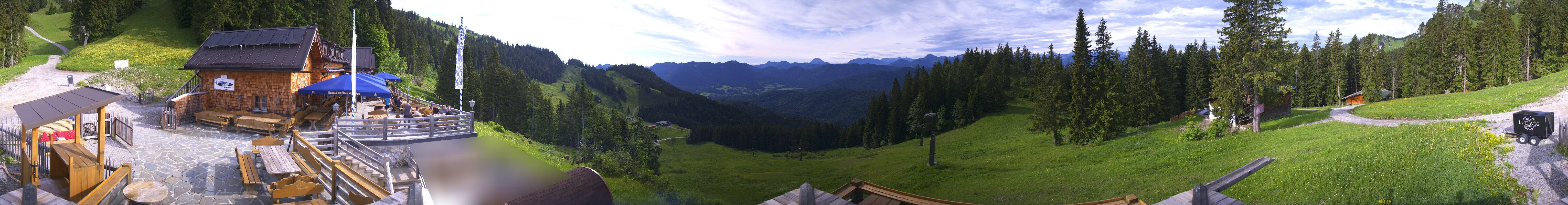Archiv Foto Webcam Lenggries: BayernHütte am Brauneck