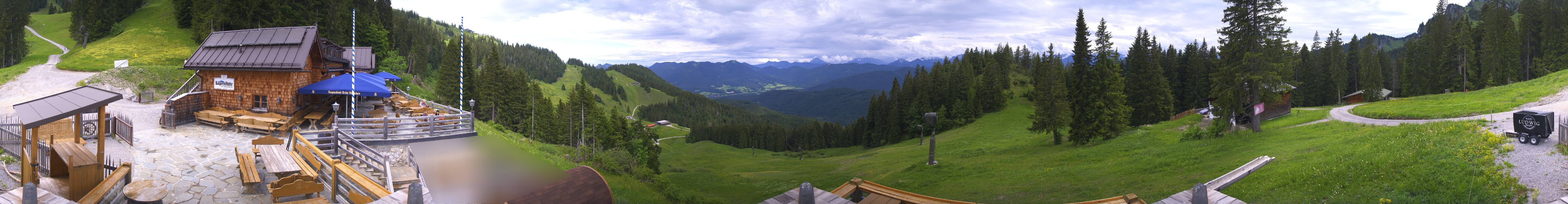 Archiv Foto Webcam Lenggries: BayernHütte am Brauneck