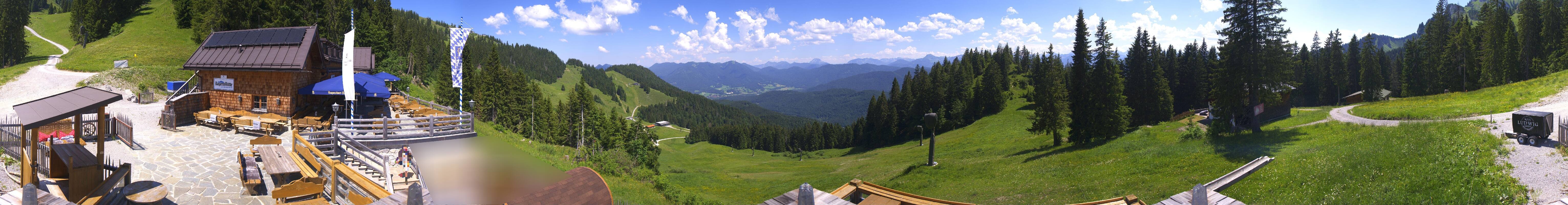 Archiv Foto Webcam Lenggries: BayernHütte am Brauneck