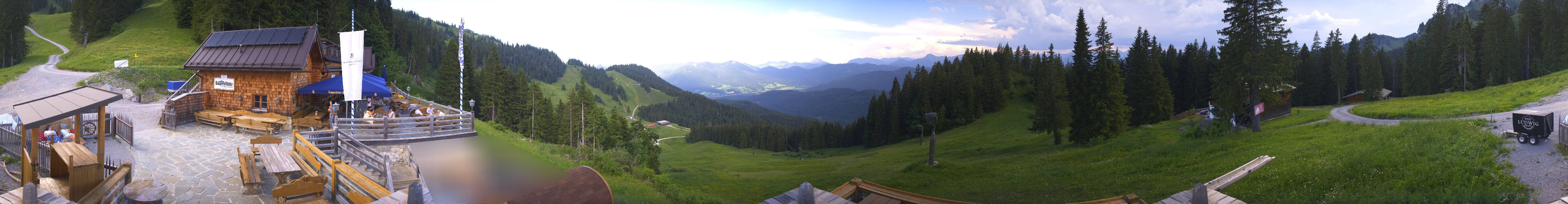 Archiv Foto Webcam Lenggries: BayernHütte am Brauneck