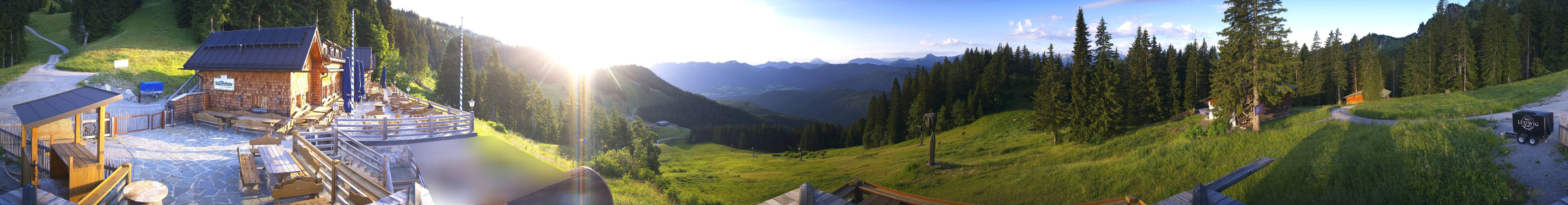 Archiv Foto Webcam Lenggries: BayernHütte am Brauneck
