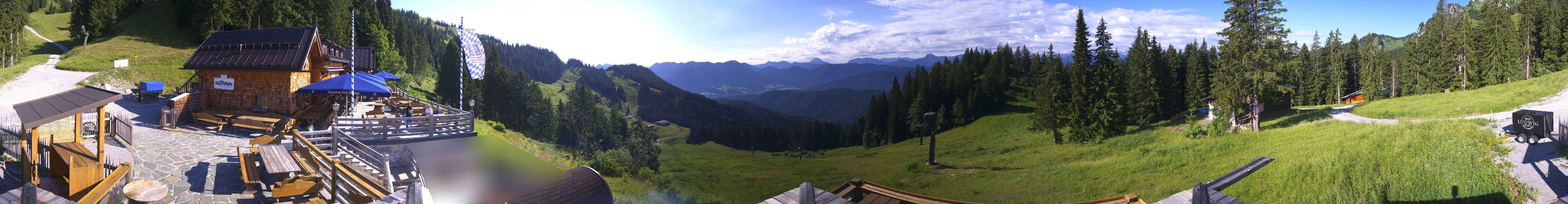 Archiv Foto Webcam Lenggries: BayernHütte am Brauneck