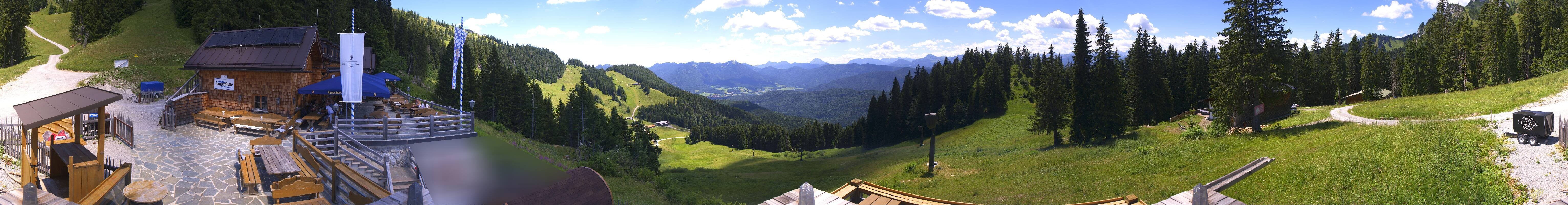 Archiv Foto Webcam Lenggries: BayernHütte am Brauneck