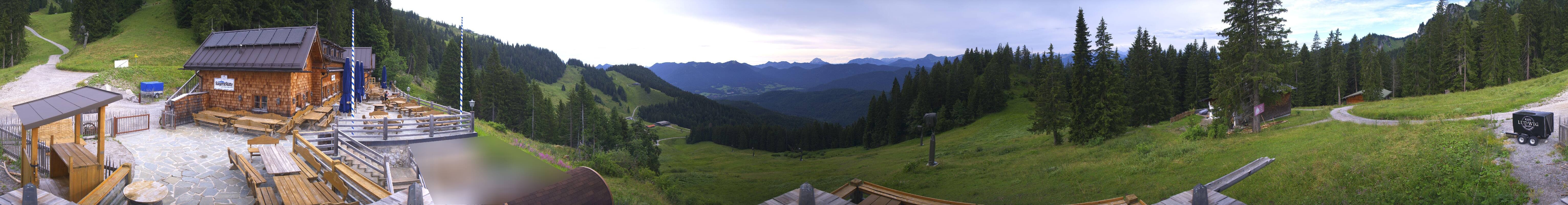 Archiv Foto Webcam Lenggries: BayernHütte am Brauneck