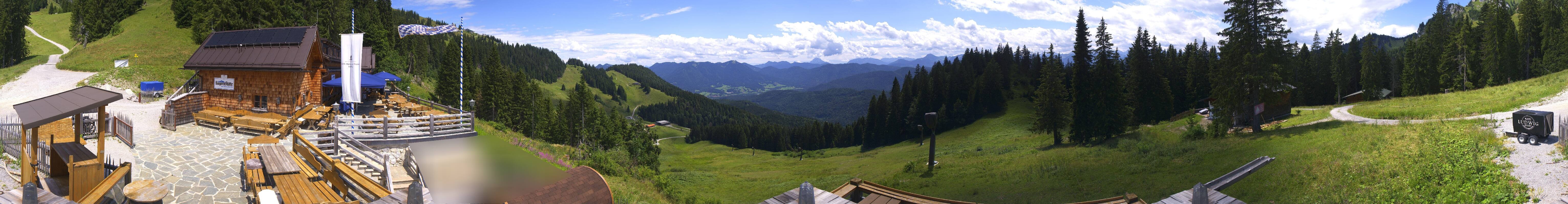 Archiv Foto Webcam Lenggries: BayernHütte am Brauneck