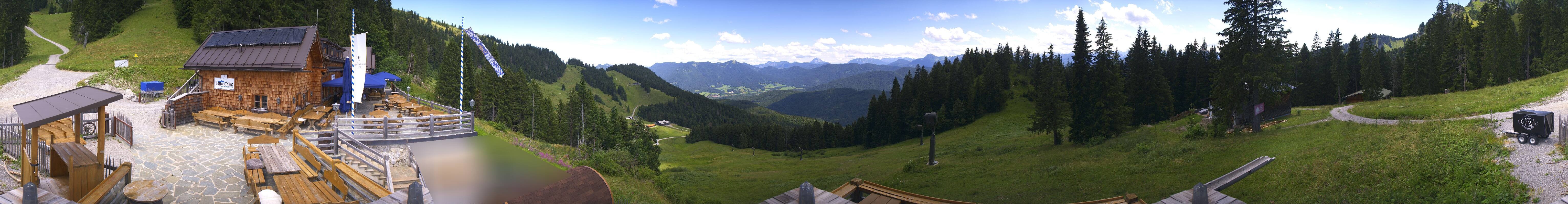 Archiv Foto Webcam Lenggries: BayernHütte am Brauneck