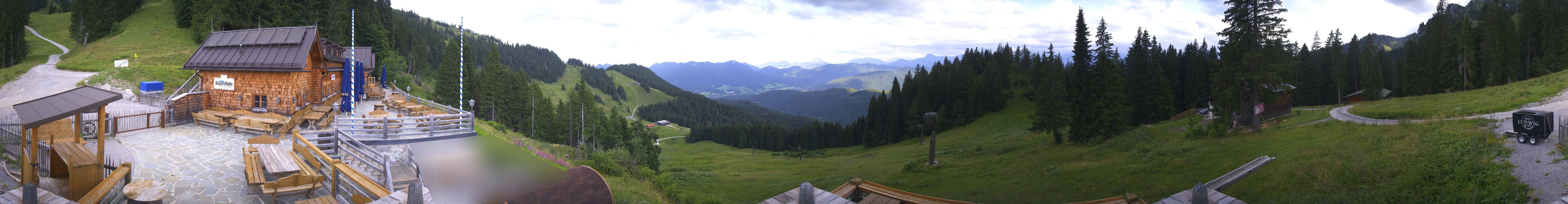 Archiv Foto Webcam Lenggries: BayernHütte am Brauneck