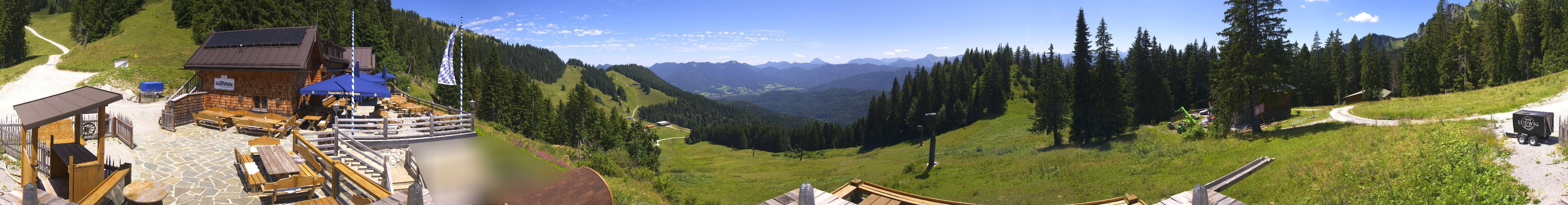 Archiv Foto Webcam Lenggries: BayernHütte am Brauneck