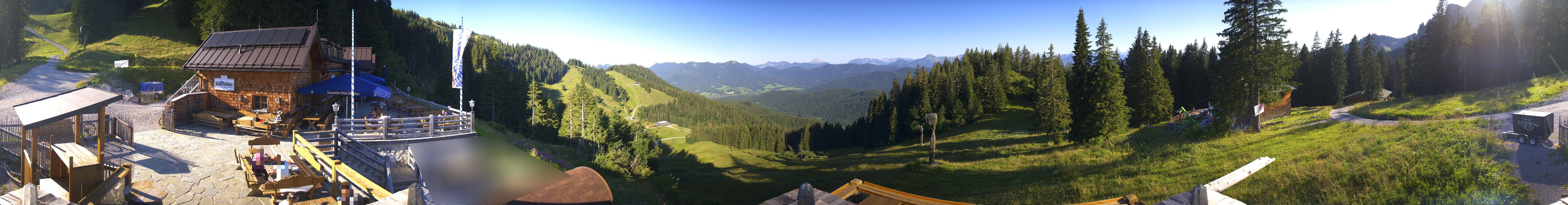 Archiv Foto Webcam Lenggries: BayernHütte am Brauneck