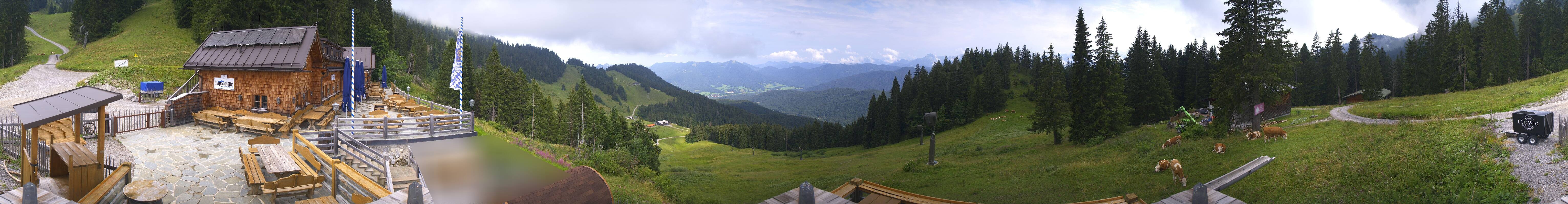 Archiv Foto Webcam Lenggries: BayernHütte am Brauneck