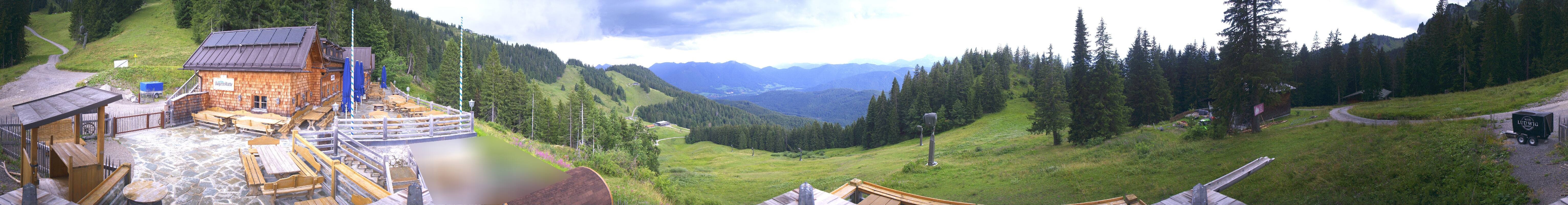 Archiv Foto Webcam Lenggries: BayernHütte am Brauneck