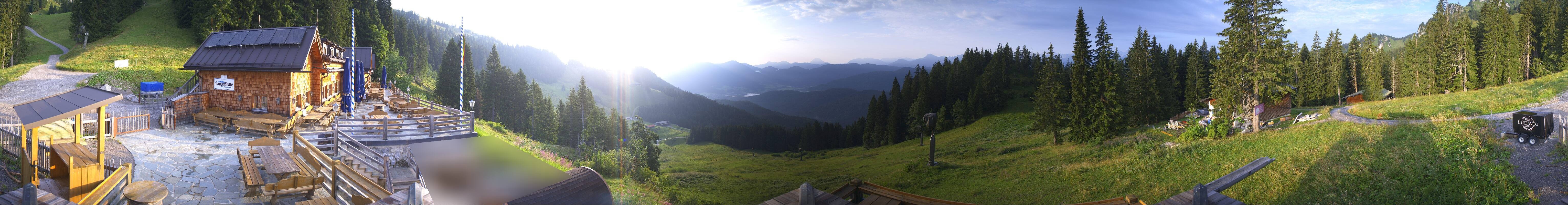 Archiv Foto Webcam Lenggries: BayernHütte am Brauneck