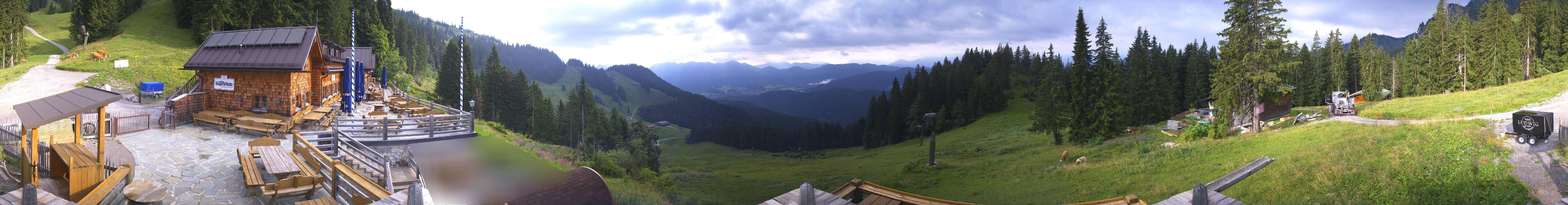 Archiv Foto Webcam Lenggries: BayernHütte am Brauneck