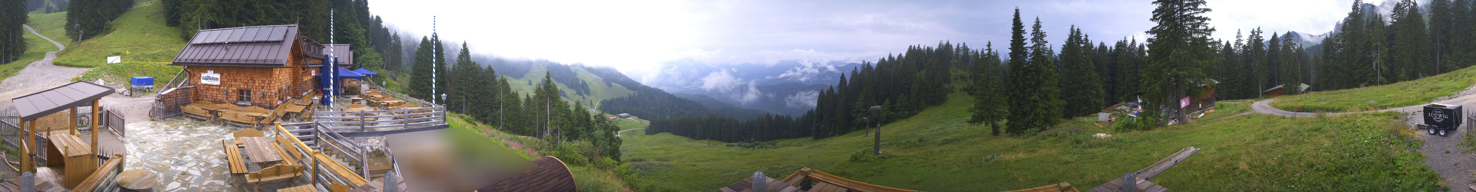 Archiv Foto Webcam Lenggries: BayernHütte am Brauneck