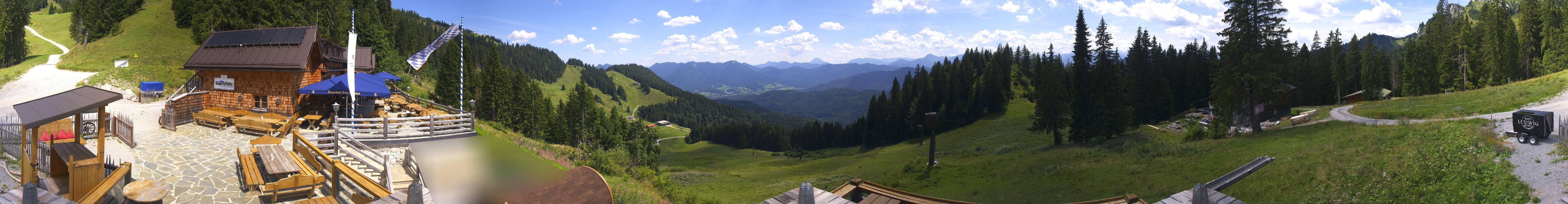 Archiv Foto Webcam Lenggries: BayernHütte am Brauneck