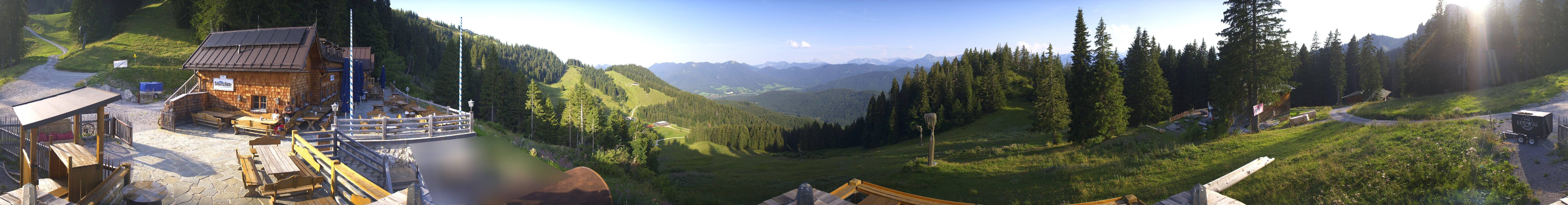Archiv Foto Webcam Lenggries: BayernHütte am Brauneck