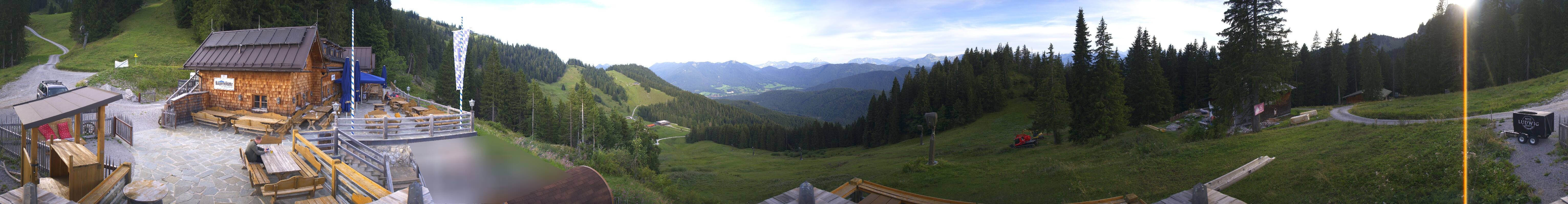 Archiv Foto Webcam Lenggries: BayernHütte am Brauneck