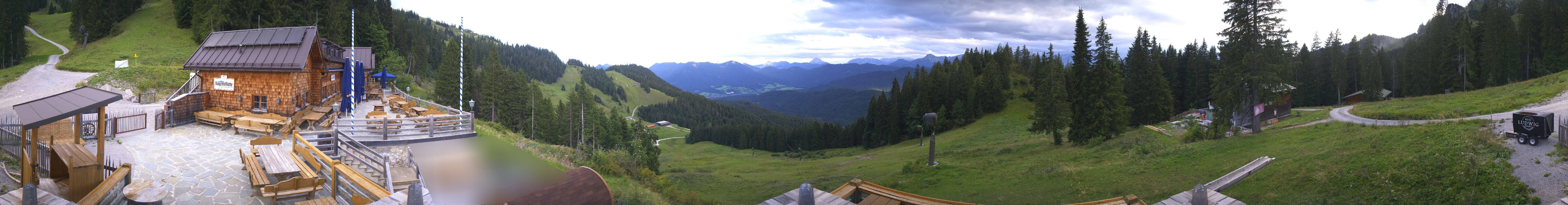 Archiv Foto Webcam Lenggries: BayernHütte am Brauneck