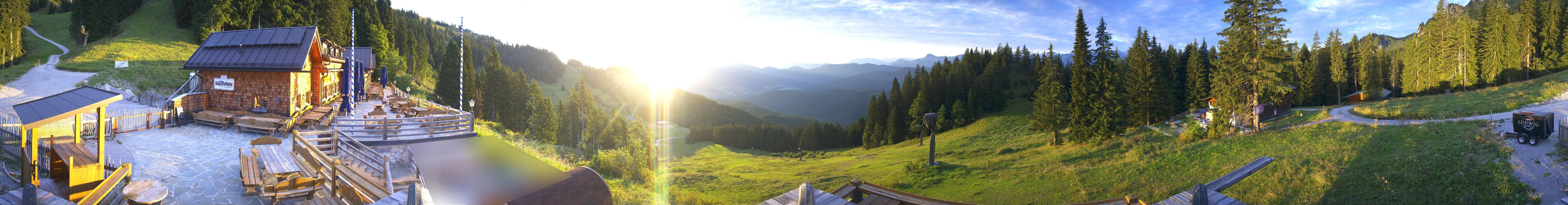 Archiv Foto Webcam Lenggries: BayernHütte am Brauneck