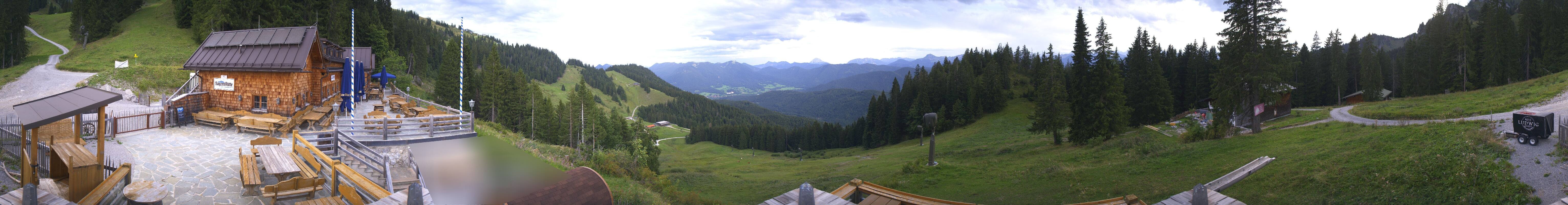 Archiv Foto Webcam Lenggries: BayernHütte am Brauneck