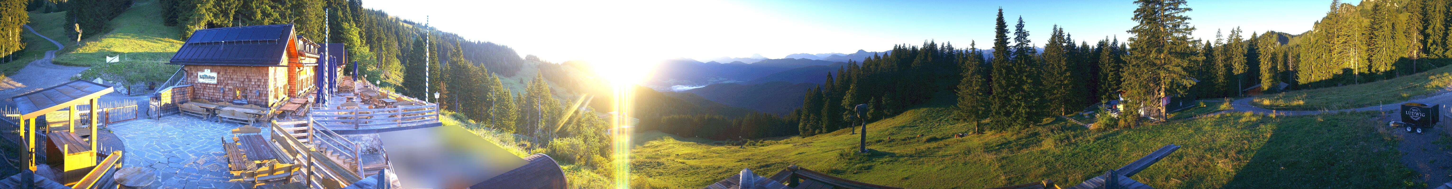 Archiv Foto Webcam Lenggries: BayernHütte am Brauneck