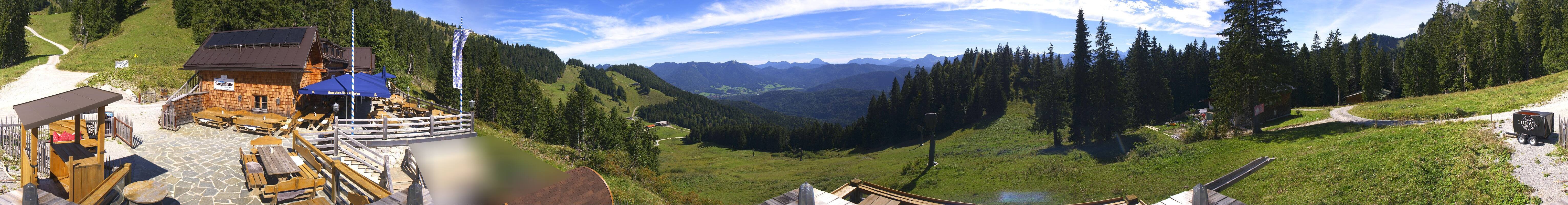 Archiv Foto Webcam Lenggries: BayernHütte am Brauneck