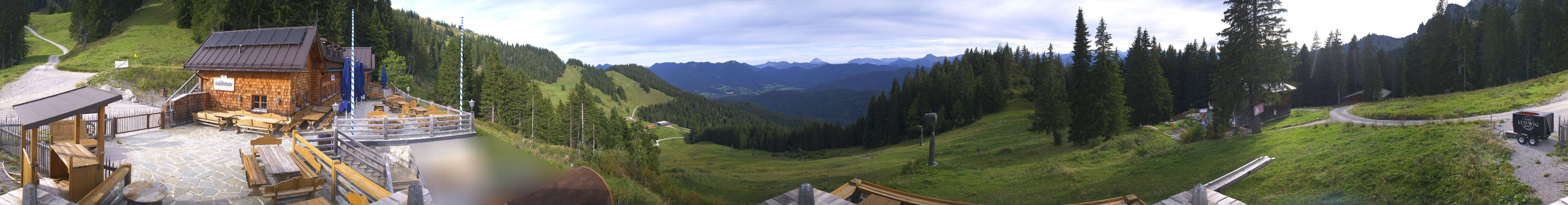 Archiv Foto Webcam Lenggries: BayernHütte am Brauneck