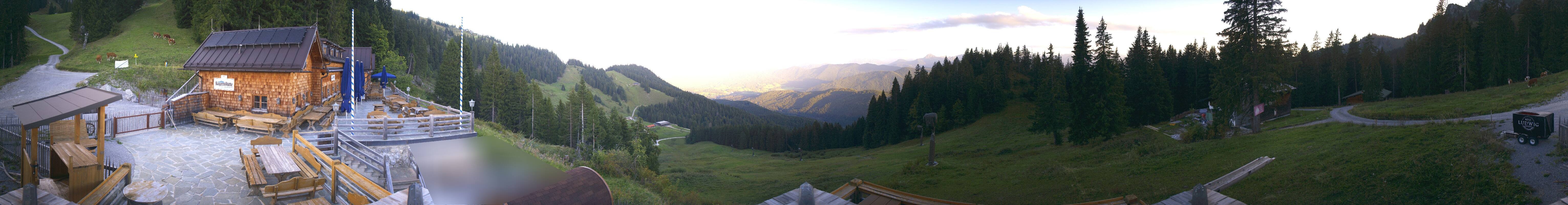 Archiv Foto Webcam Lenggries: BayernHütte am Brauneck