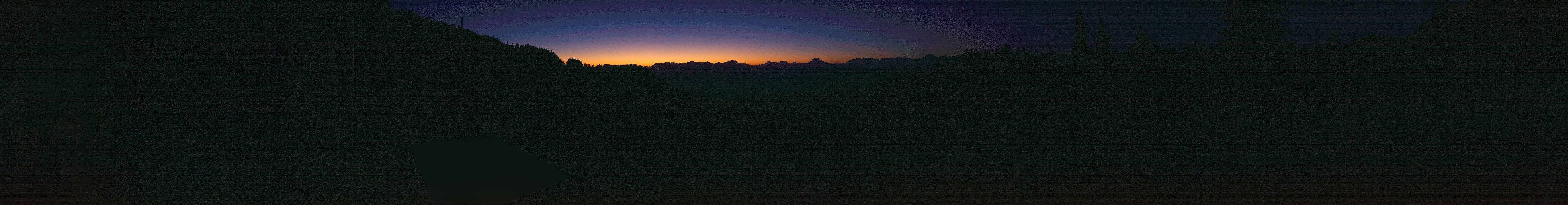 Archived image Webcam Lenggries-Brauneck: Bayern Hütte