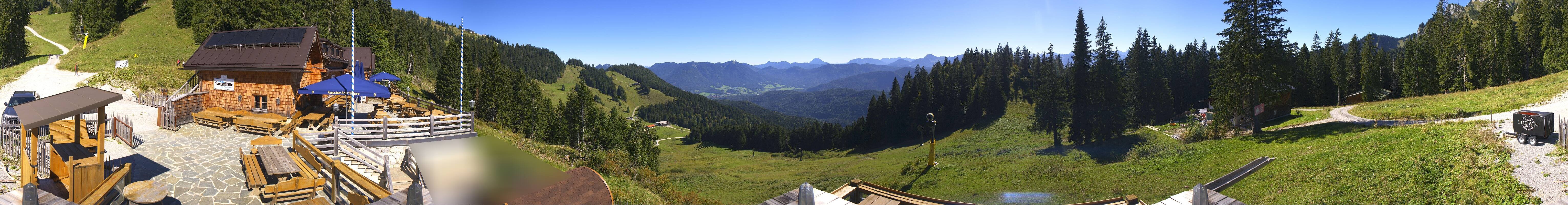Archiv Foto Webcam Lenggries: BayernHütte am Brauneck