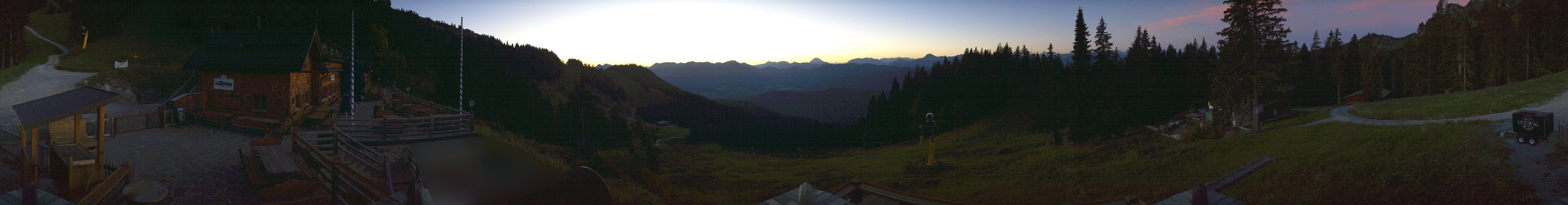 Archiv Foto Webcam Lenggries: BayernHütte am Brauneck